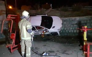 واژگونی-خودروی-سواری-در-بزرگراه-باکری