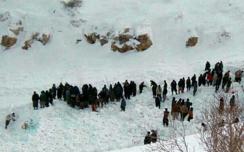 کولبر-سقزی-گرفتار-در-کولاک-جان-خود-را-از-دست-داد