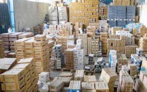 انبار-بزرگ-دستکش-های-لاتکس-در-خاوران-لو-رفت
