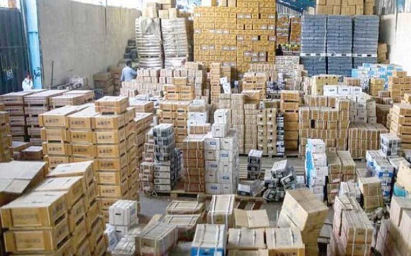انبار-بزرگ-دستکش-های-لاتکس-در-خاوران-لو-رفت