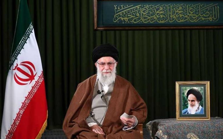 اگر-قدرت-سیاسی-نباشد،-قلدرها-و-تنبل-ها-زیر-بار-نمی-روند