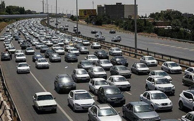 سنگینی ترافیک در ابتدای جاده کرج