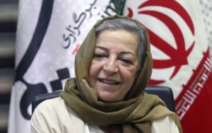 مرضیه-برومند-در-خانه-با-بچه‌ها-بازی-کنید-تا-کودکی‌شان-گم-نشود