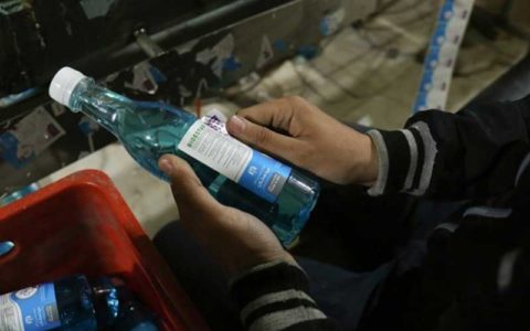 مصرف الکل در برخی استانها بیشتر از «ویروس کرونا» قربانی گرفت! 1 مصرف الکل در برخی استانها بیشتر از «ویروس کرونا» قربانی گرفت!