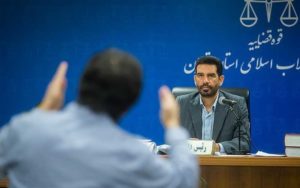 یک-پزشک-عمومی-متهم-ردیف‌اول-پرونده-احتکار-اقلام-بهداشتی-قاضی-سرگردانی-مردم-را-ندیدید؟