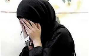 آزار-و-اذیت-شیطانی-زن-مطلقه-توسط-۲-مرد-هوسران