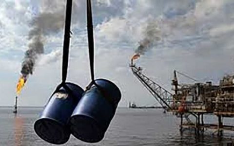 توافق نهایی اوپک پلاس؛ کاهش ۱۰ میلیون بشکه ای عرضه جهانی نفت 1 توافق نهایی اوپک پلاس؛ کاهش ۱۰ میلیون بشکه ای عرضه جهانی نفت