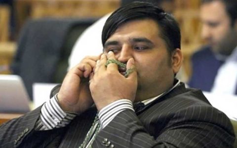 دفاع تمام قد رضازاده از آقای فساد! دفاع تمام قد رضازاده از آقای فساد!
