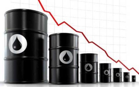 سیاه در بازار نفت
