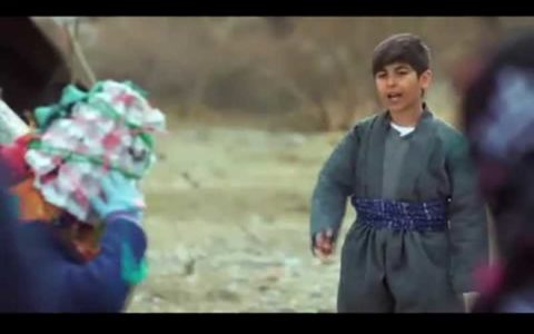 سانسور تقلید بازی بهروز وثوقی در گوزن‌ها در سریال نون خ/فیلم