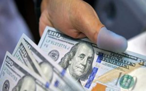 نرخ-دلار-و-یورو-در-صرافی-بانک‌ها-اعلام-شد
