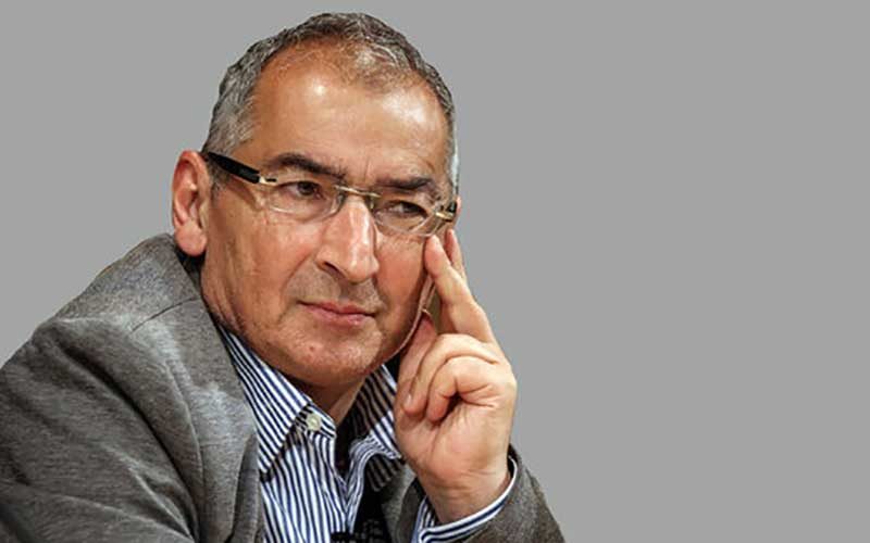 واکنش-کنایه‌ای-صادق-زیباکلام-به-مواضع-اخیر-اردشیر-زاهدی-شاید-اموال-و-املاکی-در-ایران-دارد-که-می-خواهد-پس-بگیرد