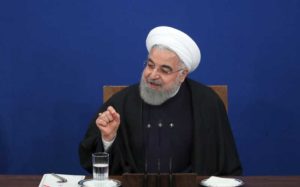 واکنش-کیهان-به-سخنان-روحانی-درباره-کاسبان-تحریم