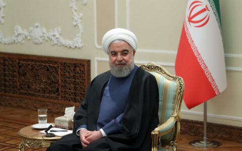 باید مراقب توطئه گرانی که منافع عراق را هدف قرار داده اند باشیم 1 باید مراقب توطئه گرانی که منافع عراق را هدف قرار داده اند باشیم