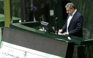 انتقاد-تند-فلاحت‌-پیشه-از-علی-لاریجانی
