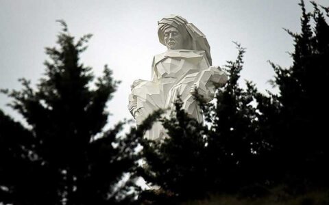 بزرگترین مجسمه ایران کجاست؟/ تصاویر