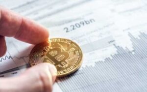 بیت-کوین-ریخت!