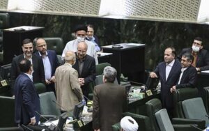 سلیمی‌نمین-رأی-میرسلیم-رسوایی-سیاسی-بوداحمدی‌نژاد-خطرناک-است