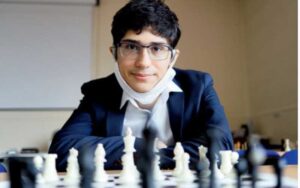 علیرضا-فیروزجا؛-مارادونا-در-شهر-ناپل!