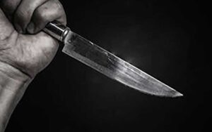 ماجرای-چاقو-کشی-سارق-فراری-به-پلیس-تهرانی