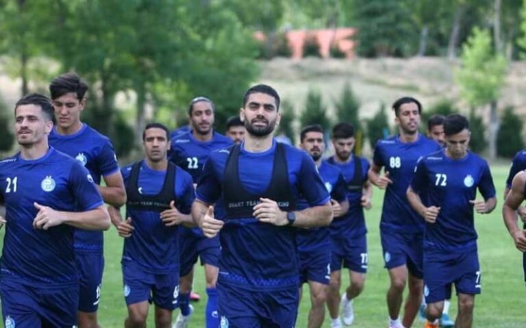 مدیر-استقلالی-دوربین-شبکه-۳-را-تهدید-کرد؛-پلیس-صدا-می‌زنیم!