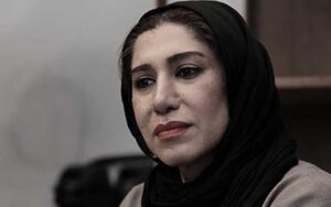 می‌دانم-شب-اجرا-تنها-هستم