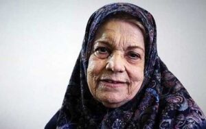 نمایش-«پیر-نِنا»-آخرین-حضور-زنده-یاد-کیانفر-بر-صحنه-نمایش-بود