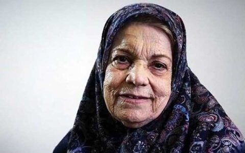 نمایش «پیر نِنا» آخرین حضور زنده یاد کیانفر بر صحنه نمایش بود 1 نمایش «پیر نِنا» آخرین حضور زنده یاد کیانفر بر صحنه نمایش بود