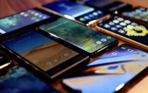 واردات-تلفن-همراه-صرفا-از-محل-ارز-حاصل-از-صادرات-امکان-پذیر-است