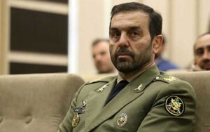 واکنش-سخنگوی-ارتش-به-شایعه-هدف-قراردادن-ناو-کنارک-توسط-قایق‌های-سپاه