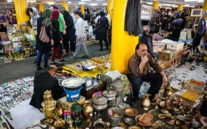 پاسخ-به-ابهامات-درباره-سرنوشت-کسبه-پاساژ-پروانه