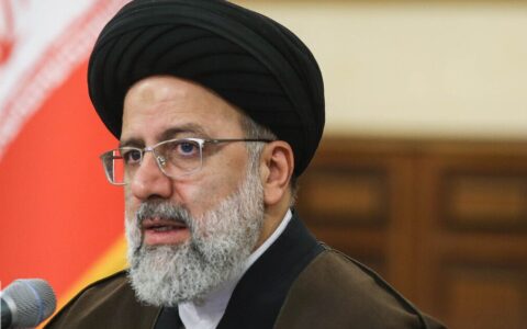 هیچ پروندهای زیر میز نداریم 1 هیچ پروندهای زیر میز نداریم