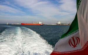 ایران-با-دور-زدن-تنگه-هرمز-از-دریای-عمان-نفت-صادر-می‌کند