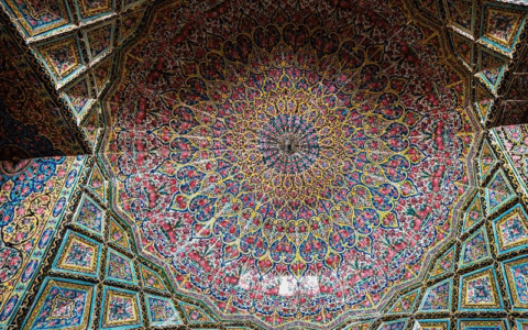 تصاویر عکاس خارجی از اماکن مقدس زیبا در ایران