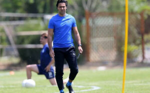 داستان-«بی‌ام‌و»-و-«بنتلی»-گران‌قیمت-فرهاد-مجیدی-در-دبی