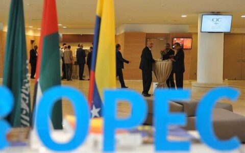 دست برتر اوپک در جنگ با نفت شیل آمریکا دست برتر اوپک در جنگ با نفت شیل آمریکا