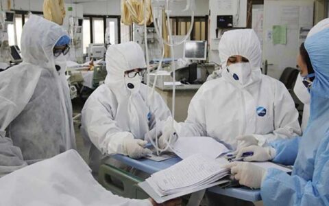شناسایی 2410 بیمار جدید مبتلا به کرونا/ 714 نفر بستری شدند 1 شناسایی 2410 بیمار جدید مبتلا به کرونا/ 714 نفر بستری شدند
