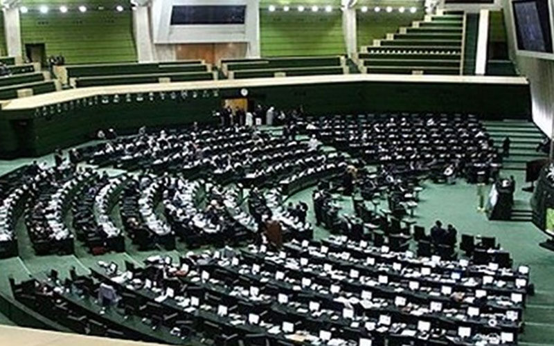 مخالفت-کمیسیون-عمران-مجلس-با-ساخت-آپارتمان‌های-25-متری