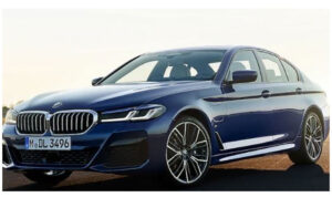 نگاهی-به-BMW-M۵