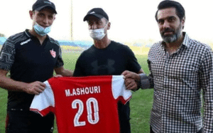هدیه-جالب-باشگاه-پرسپولیس-برای-محسن-عاشوری