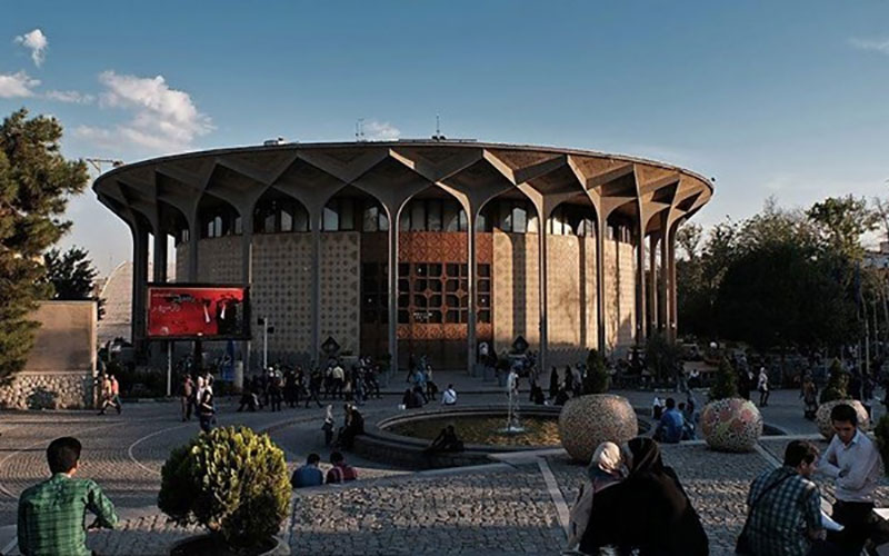 احتمال تعطیلی دوباره سالن های تئاتر / آشنا: منتظر دستور ستاد ملی مقابله با کرونا هستیم