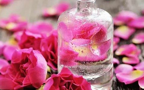 اعصابتان را با گلاب آرام کنید 1 اعصابتان را با گلاب آرام کنید اعصابتان را با «گلاب» آرام کنید خواص گلاب, مغز و قلب