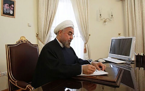 روحانی: اقتصاد کشور تحت مدیریت قرار دارد 1 روحانی: اقتصاد کشور تحت مدیریت قرار دارد روحانی اقتصاد کشور تحت مدیریت قرار دارد جنگ اقتصادی, اقتصاد بدون نفت, حسن روحانی