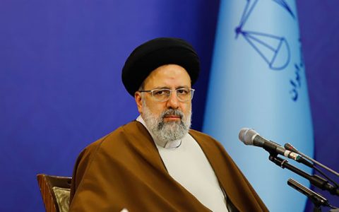 قانون باید بدون تبعیض اجرا شود/ ماده 100 منبعی برای رفع کمبودهای مالی شهرداریها نیست 1 قانون باید بدون تبعیض اجرا شود/ ماده 100 منبعی برای رفع کمبودهای مالی شهرداریها نیست