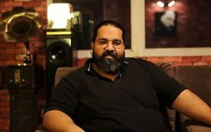 کلافه-گی-رضا-صادقی-را-ببینید