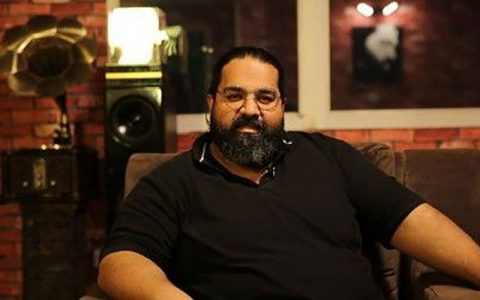 کلافه گی رضا صادقی را ببینید