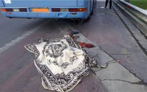 تصادف-مرگبار-اتوبوس-شرکت-واحد-با-عابر-پیاده