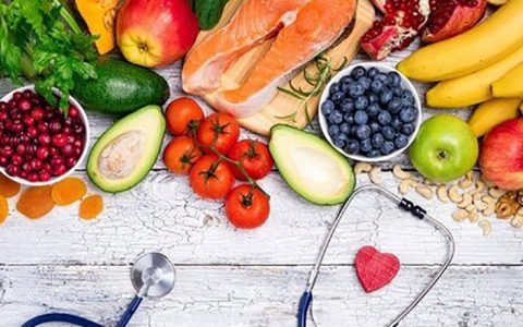 توصیه های تغذیه ای در تابستان برای افرادی با مزاج گرم و خشک 1 توصیه های تغذیه ای در تابستان برای افرادی با مزاج گرم و خشک توصیه های تغذیه ای در تابستان برای افرادی با مزاج گرم و خشک مزاج گرم و خشک, فصل گرما