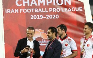 حواشی-جشن-قهرمانی-پرسپولیس-؛-دو-مدال-طلا-برای-یک-مدیر-پرسپولیسی