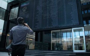 رئیس-جمهور-و-دو-عضو-دولت-به-نوسانات-بورس-واکنش‌-نشان-دادند